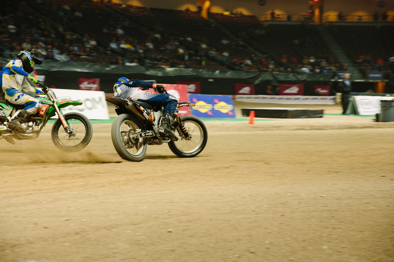 Illustration for article titled Behold The Controlled Chaos That Is Flat Track Motorcycle Racing